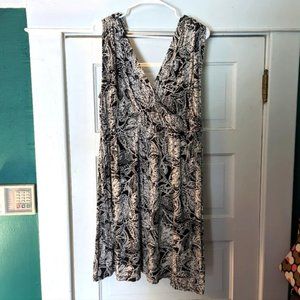 EUC Loft Crossover Dress, size L